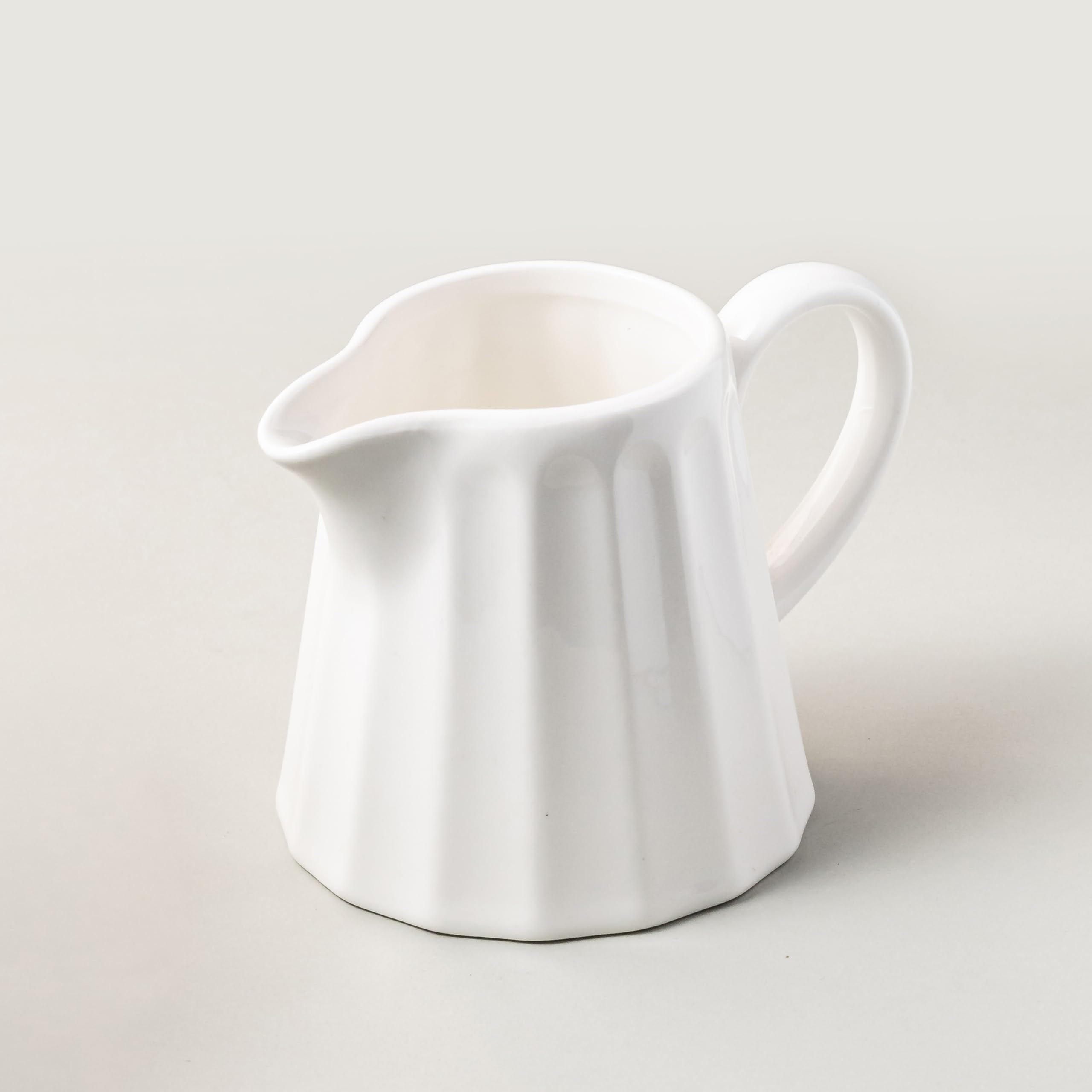 YHOJOY Ceramic Creamer Pitcher,Creamer Container with Handle, 10 OZ Small Milk Pitcher Milk Cup for Coffee, Sauces, Salad, White