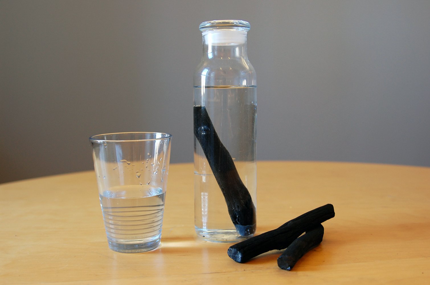 Binchotan Charcoal - Water Purifying Sticks For Great-Tasting Water From Kishu, Japan - Each Stick Filters Up To 2 Liters Of Wat