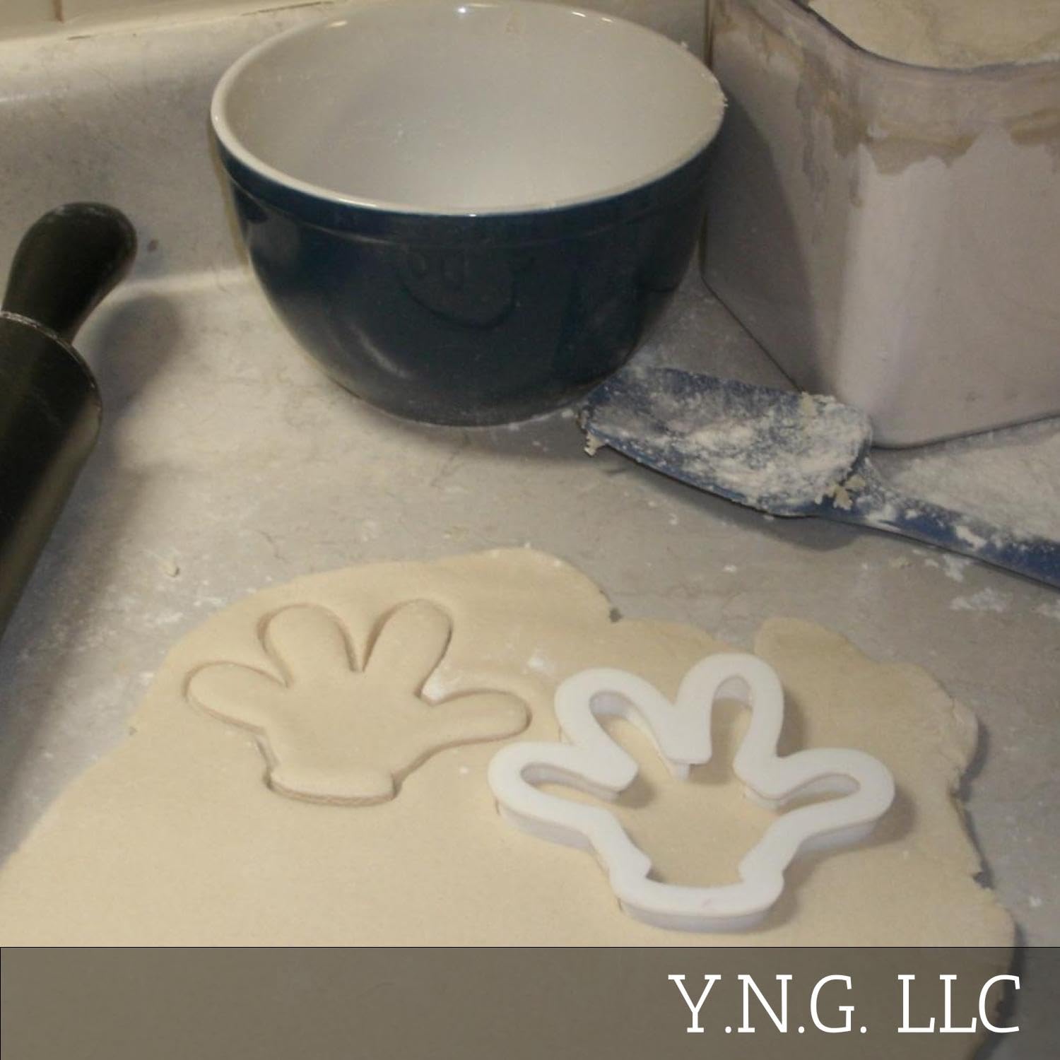 Themed Magical Mouse Hand Cartoon Character Cookie Cutter Made In Usa Pr529