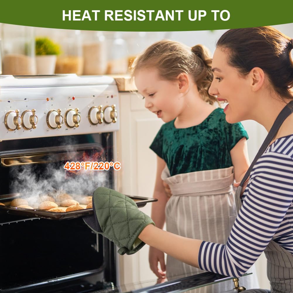 Auauy Mini Oven Mitts, 2 Count Green Small Oven Mitt 220?/428F Heat Resistant With Non-Slip Surface And Hanging Loop Mits, Kitch
