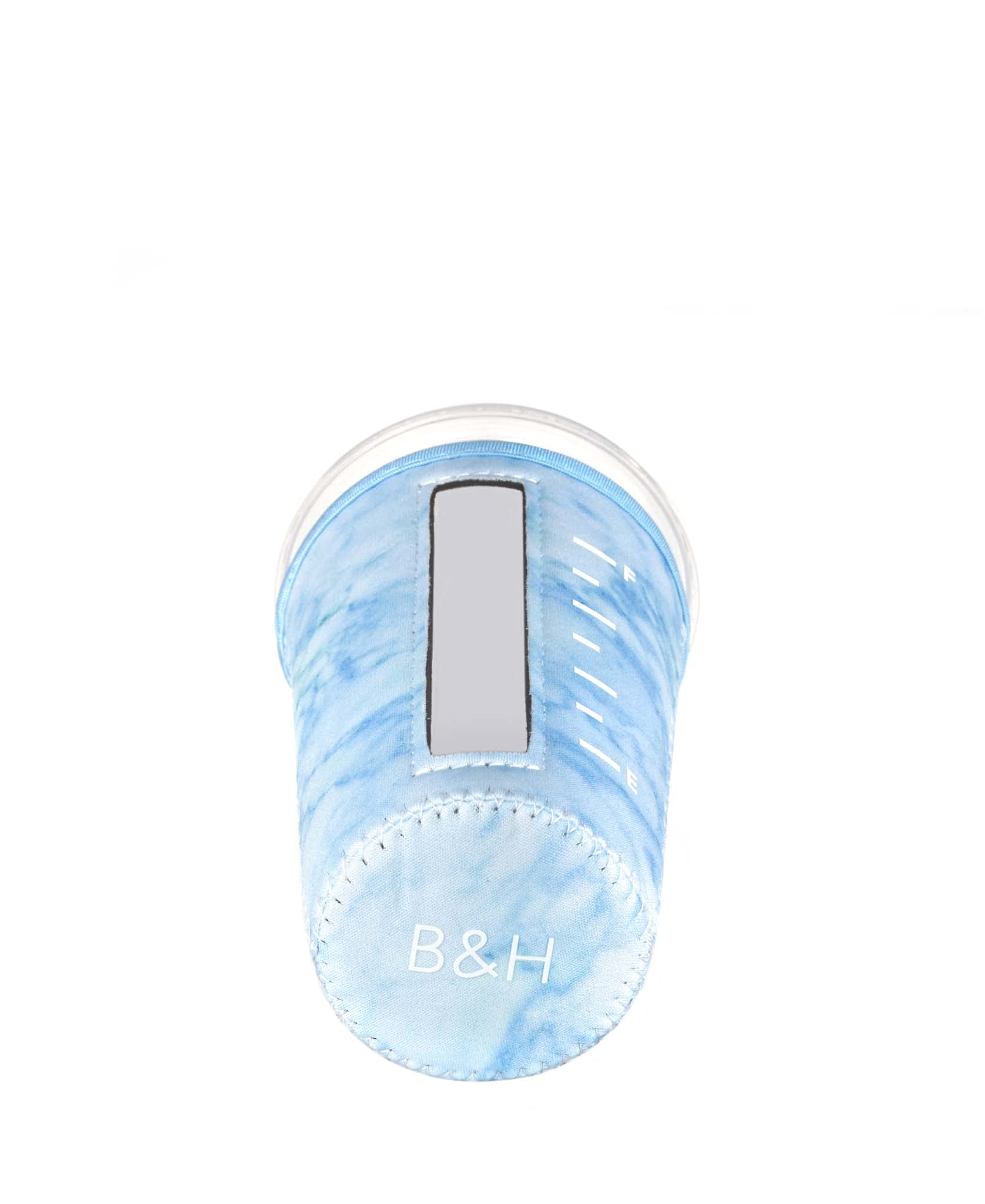 Reusable Insulator Neoprene Cup Sleeve For Iced Beverages And Coffee (Light Blue Marble, Medium)