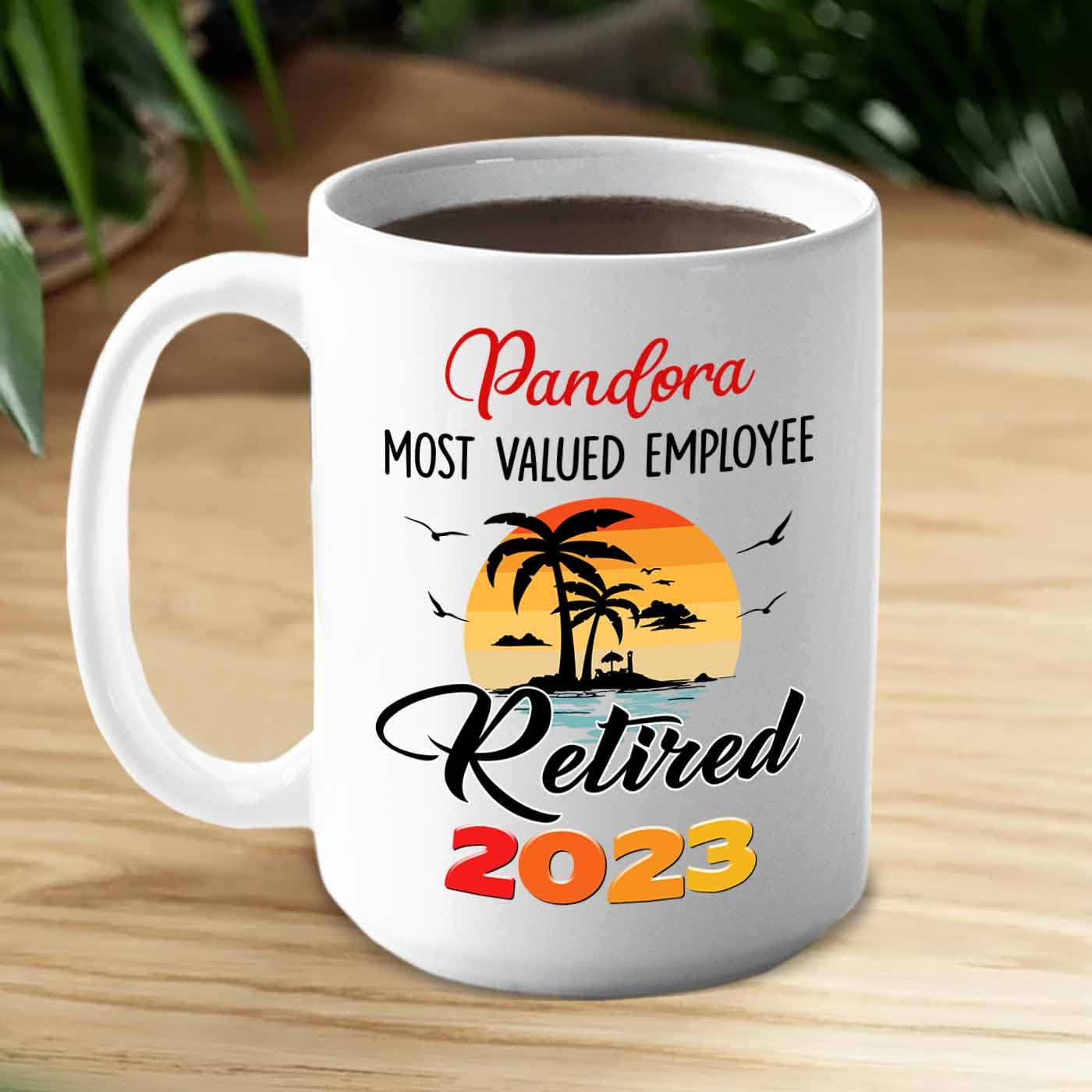 Retirement Coffee Cup Gift For Grandpa Grandma Dad Mom Friends Coworkers Retiree, Personalized Name And Year Retired Travel Mug
