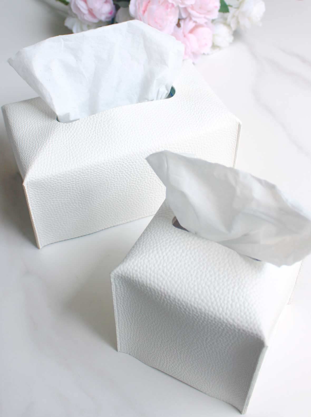 JESMINI Leather Tissue Box Cover – Modern PU Leather, Medium Size, White, Rectangular Design for Bathroom and Office