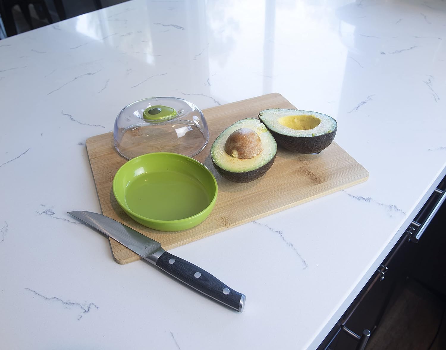 Joie Fresh Flip Avocado Saver Pod, Green Plastic Produce Saver, 13.3 x 10.8 x 7.6 cm, Model 31024, Sustainable Fridge Organizer