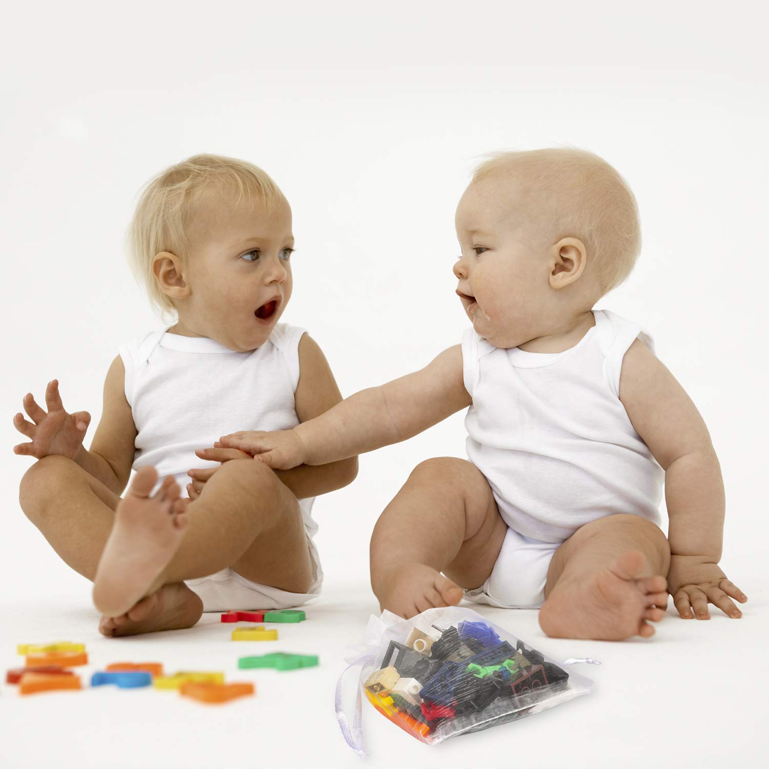 Hopttreely White Sheer Organza Gift Bags, 4X4.72 Pouches Candy Jewelry Wedding Party Favor Present Bags Wrapping Supplies 50Pcs