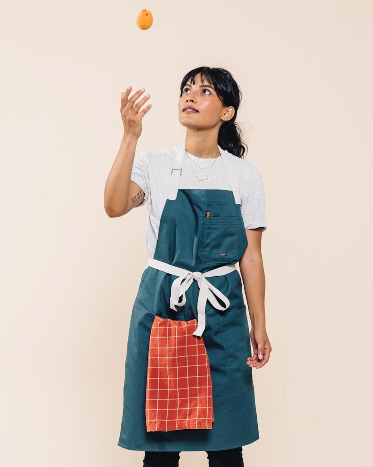 Caldo Daily Cotton Kitchen Apron For Cooking- Mens And Womens Professional Chef Or Server Bib Apron - Adjustable Straps With Poc