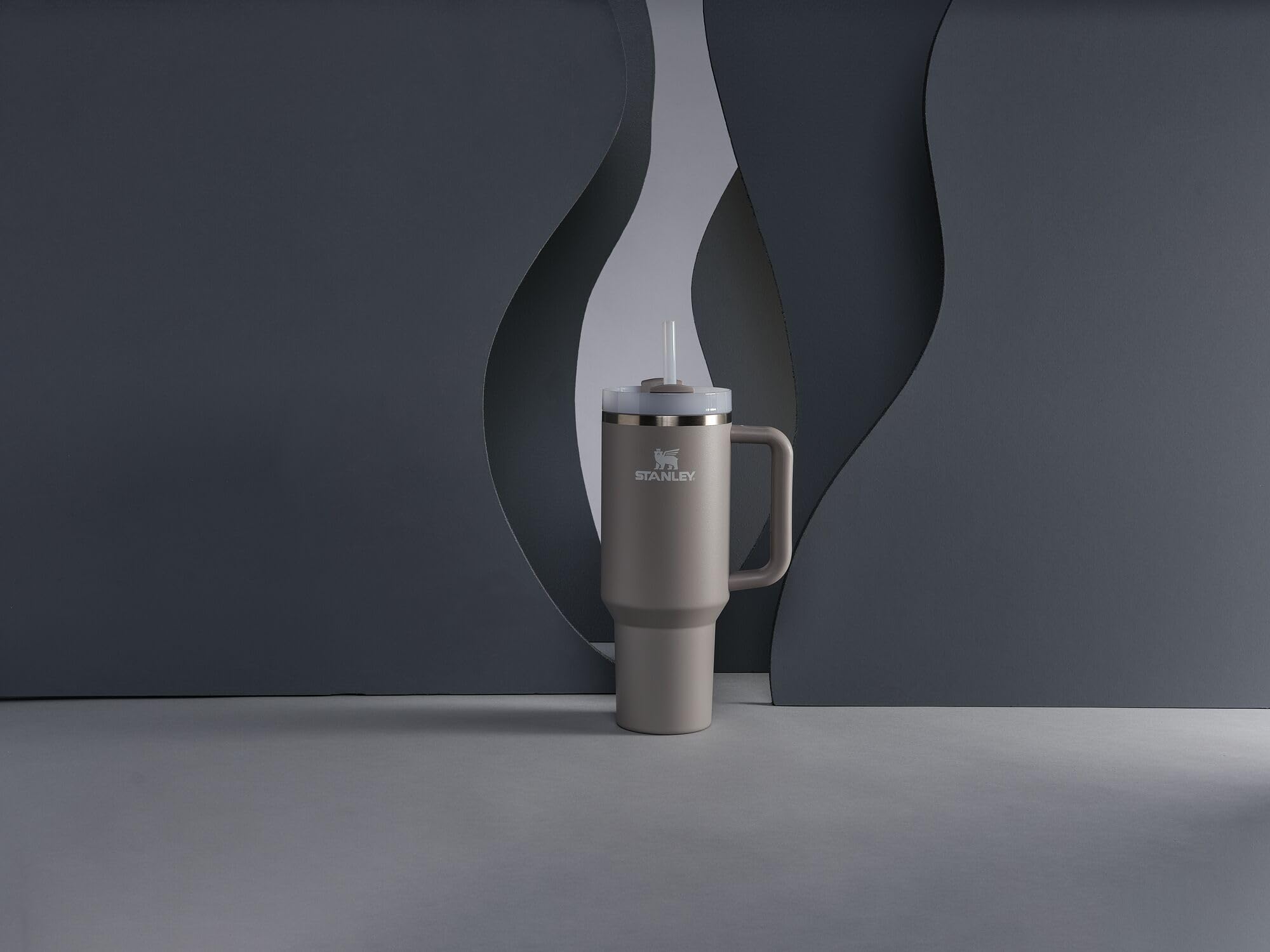 Stanley The Quencher H2.0 Flowstate Tumbler - Ash, 40 Oz