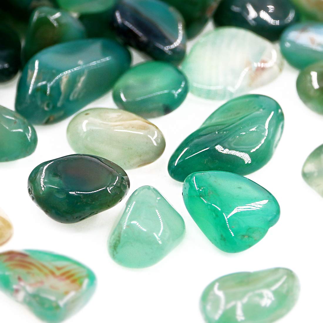 Hilitchi Green Agate Stone Tumbled Stones for Plants Cacti & Succulents Bedding  Vase Filler  Landscape Bottom Decoration (About 1lb(455g)/Bag)