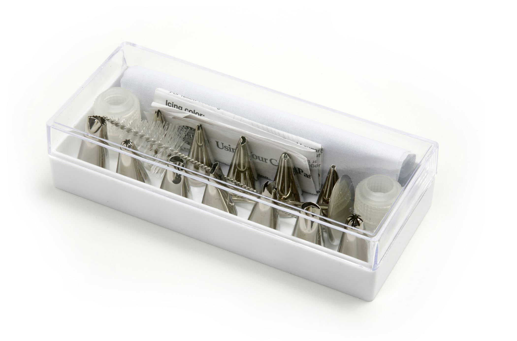 Norpro 18 Piece Cake/Decorating Set