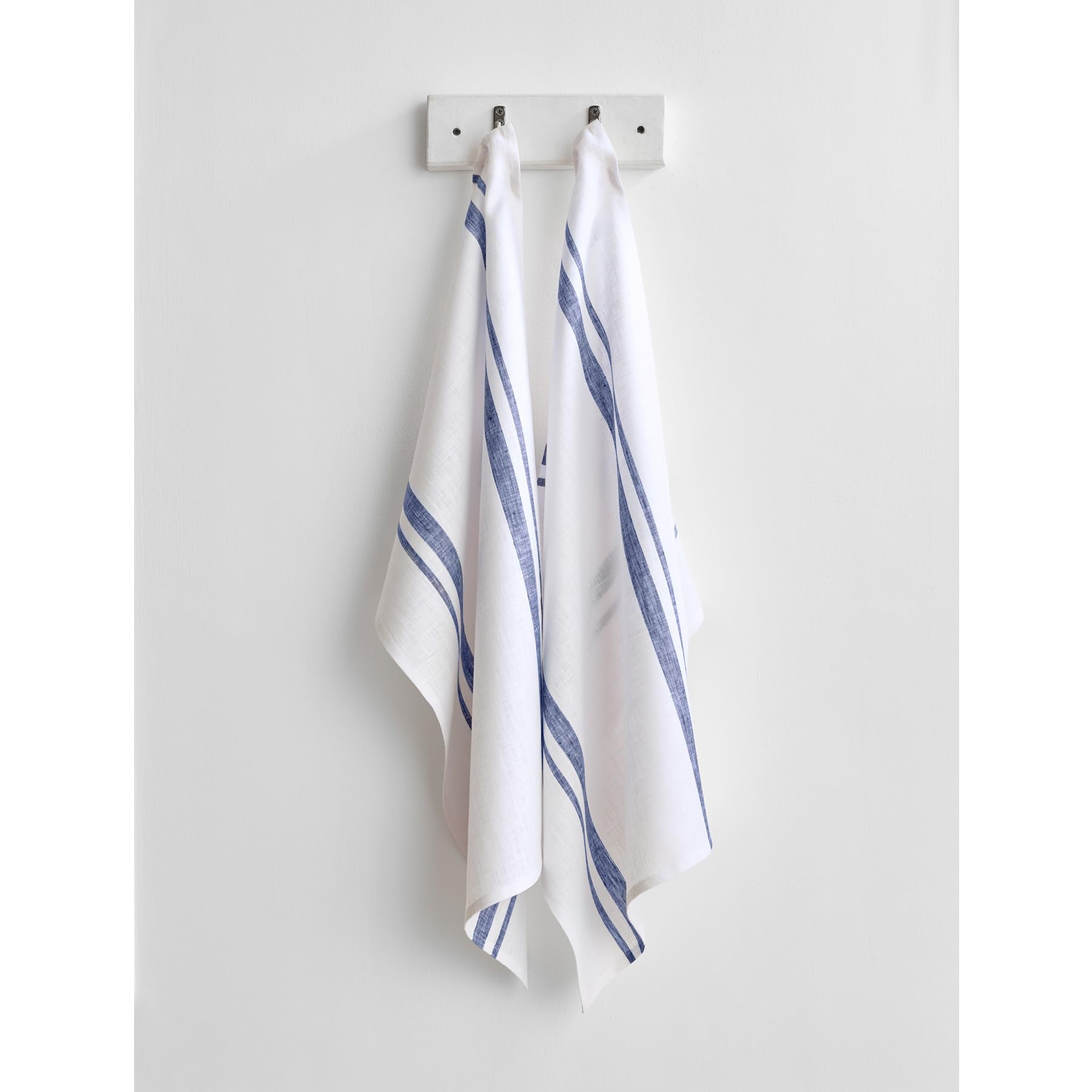 Solino Home Linen Kitchen Towels Set Of 2 - Navy And White 17 X 26 Inch - 100% Pure Linen French Stripe Kitchen/Tea Towels - Mac