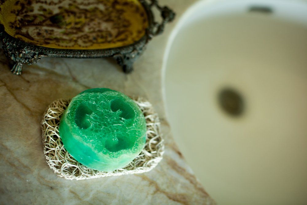 Aira Soap Saver Dish - BPA Free Plastic, Sage, 1 Pack, USA Made, Drains Water & Circulates Air, Easy to Clean