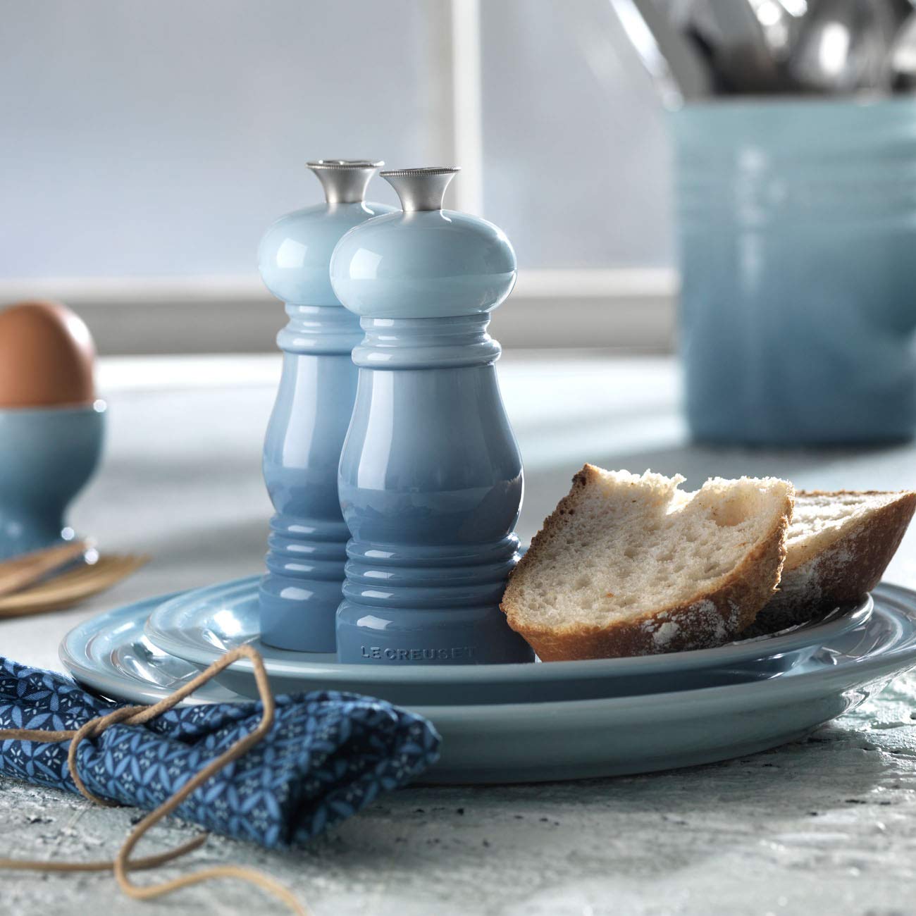 Le Creuset Petite Salt and Pepper Mill Set  5'' x 2'' each  Marseille