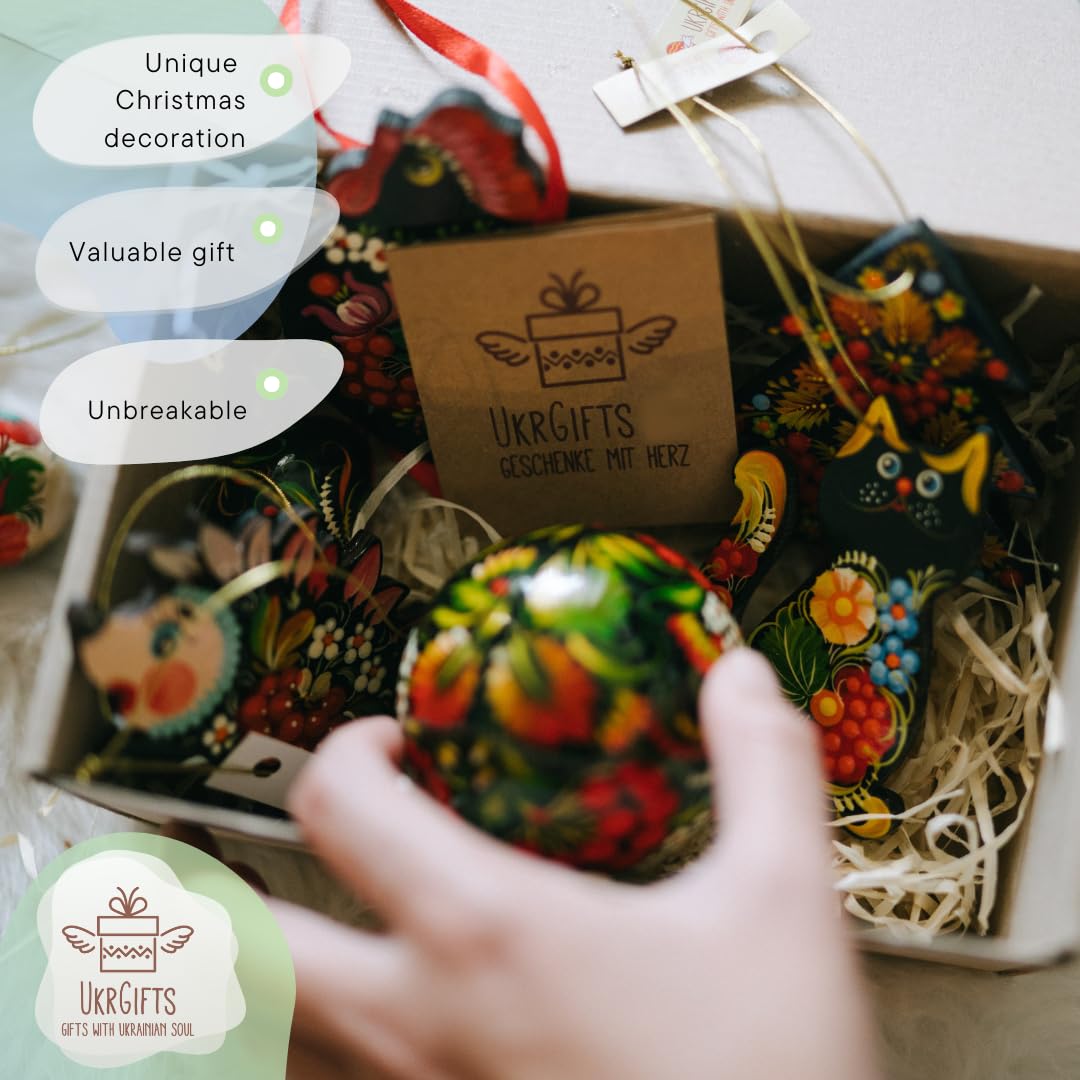 Bird Christmas Ornament Country Christmas Art 4,3 x 3,3 x 0,2 inch Wooden Hand-Painted Both Sides Christmas Tree Easter Window S