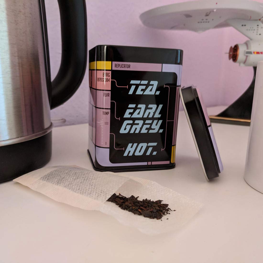 Getdigital Tea Tin, Tea. Earl Grey. Hot. - Metal Caddy With Lid For Loose Leaf Tea Storage - Shows The Replicator Interface From
