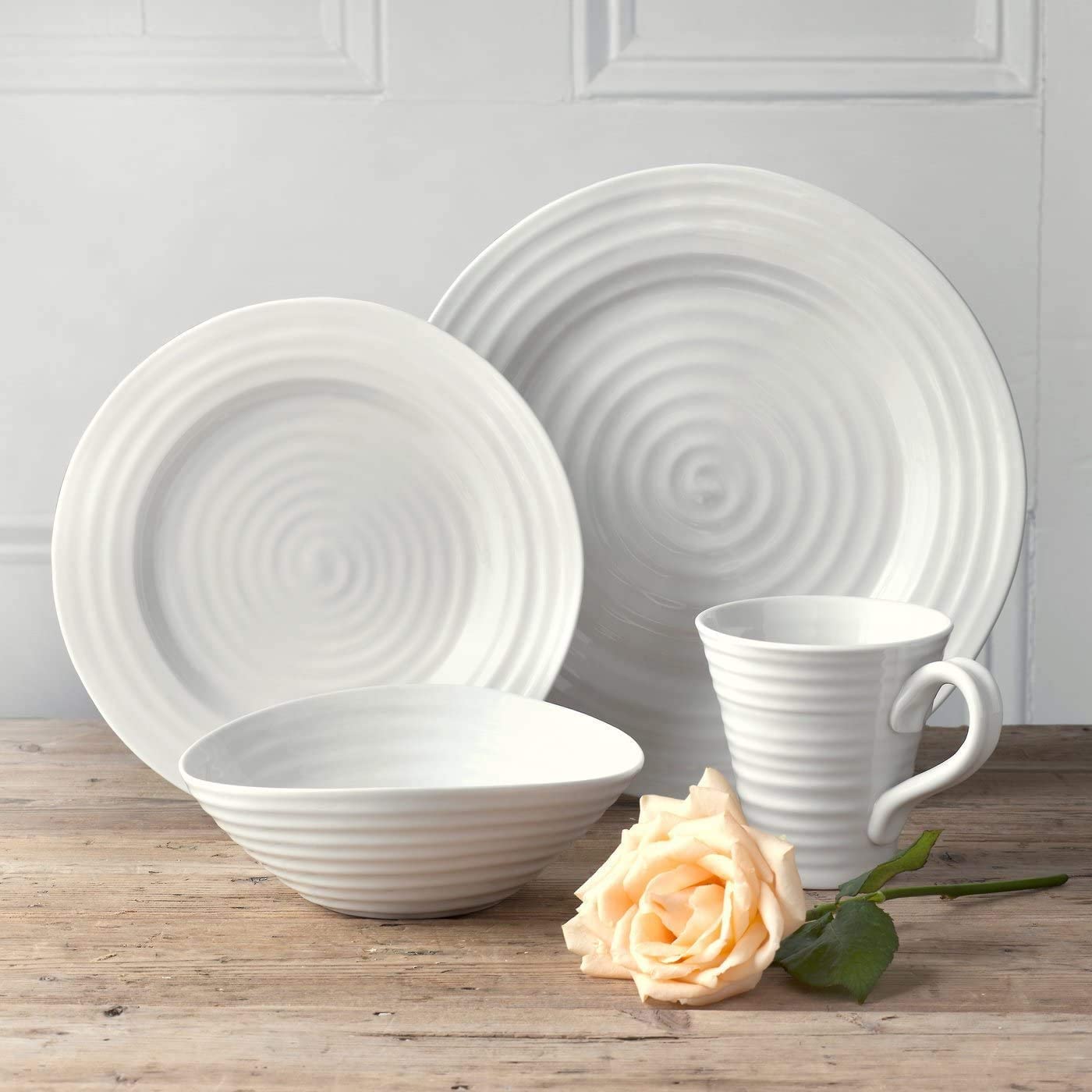 Portmeirion Sophie Conran White 4 Piece Place Setting | Dinner Plate, Salad Plate, Cereal Bowl, and Mug | Made from Porcelain |