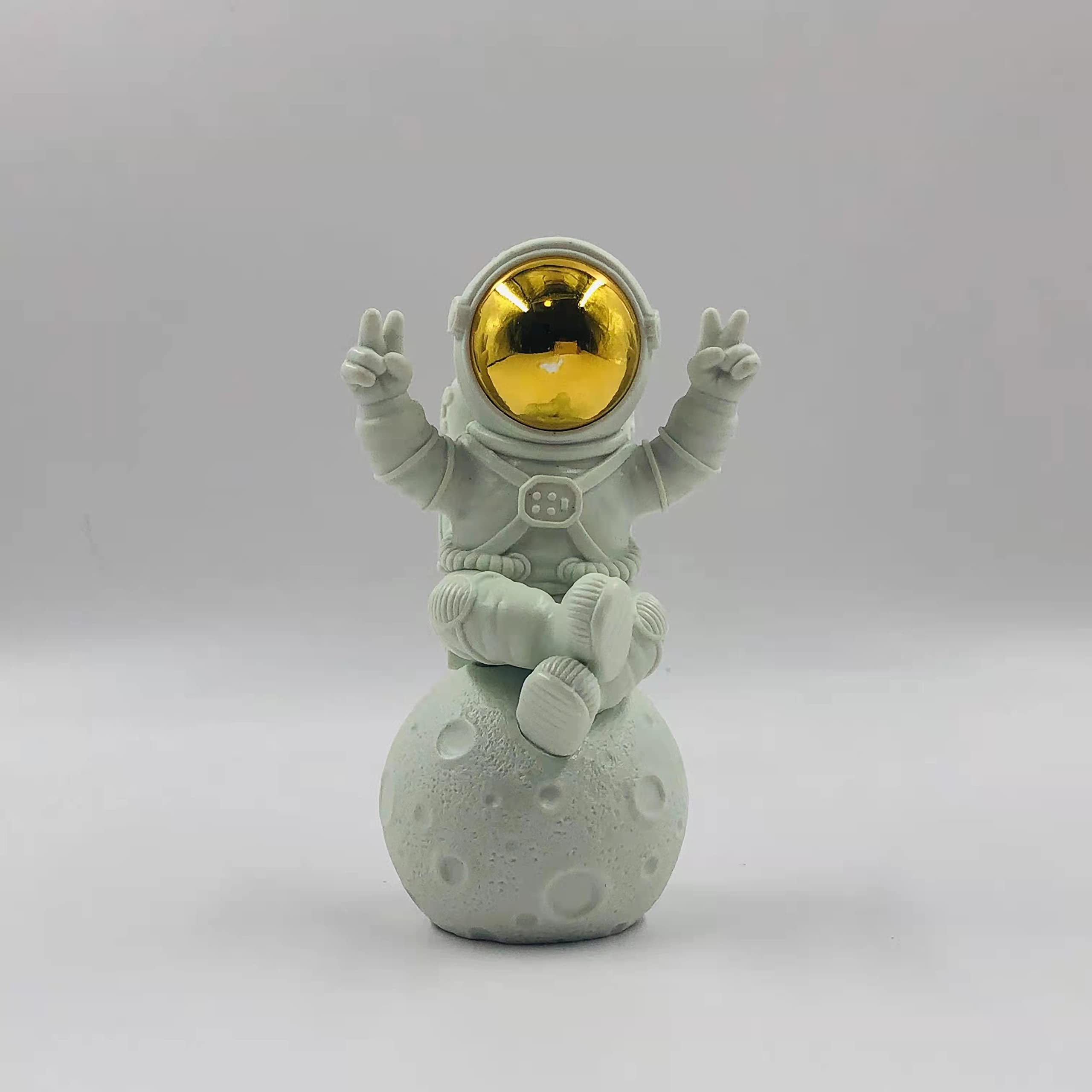 BUBUHSHM Figurine Statue Astronaut Sculpture Spaceman D  cor,Sculptures Home D  cor,White Shelf Decoration,Tabletop Decoration,C