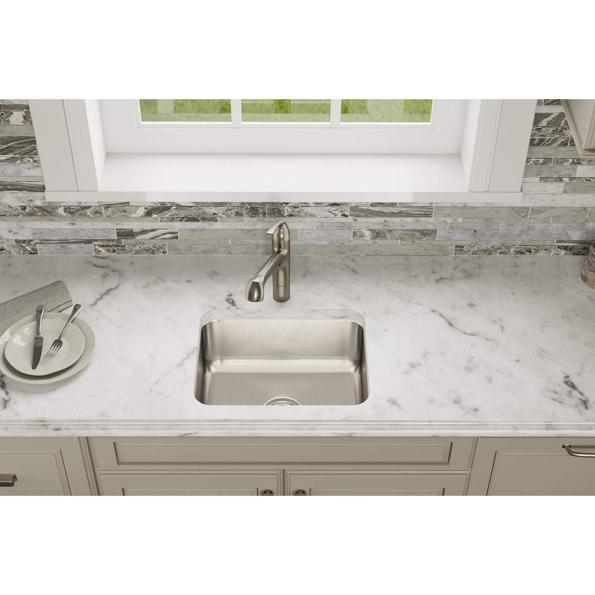 Elkay Lustertone Classic Stainless Steel 20-1/2'' x 16-1/2'' x 7-7/8''  Single Bowl Undermount Sink