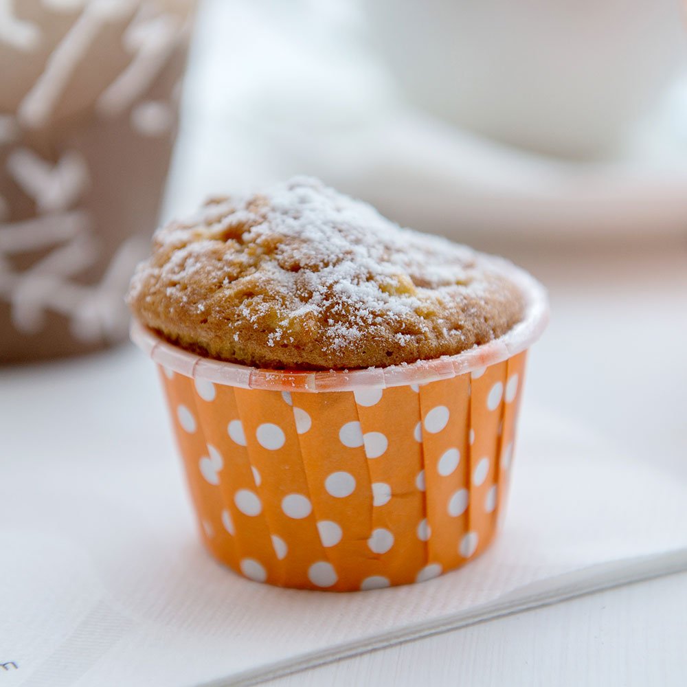 Restaurantware Panificio 1 Ounce Baking Cups 200 Pleated Cupcake Liners - Oven-Ready Freezable Orange Paper Muffin Cases Disposa