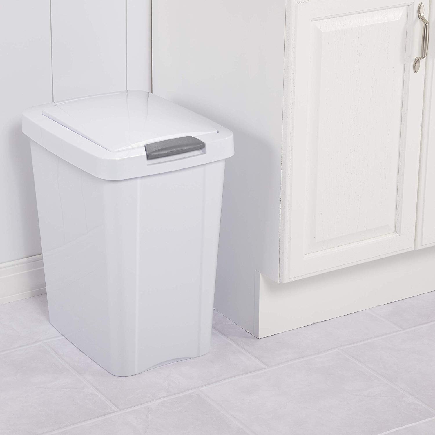 Sterilite 10438004 7.5Gal28L Wht Touch Can, 7.5 Gallon, White