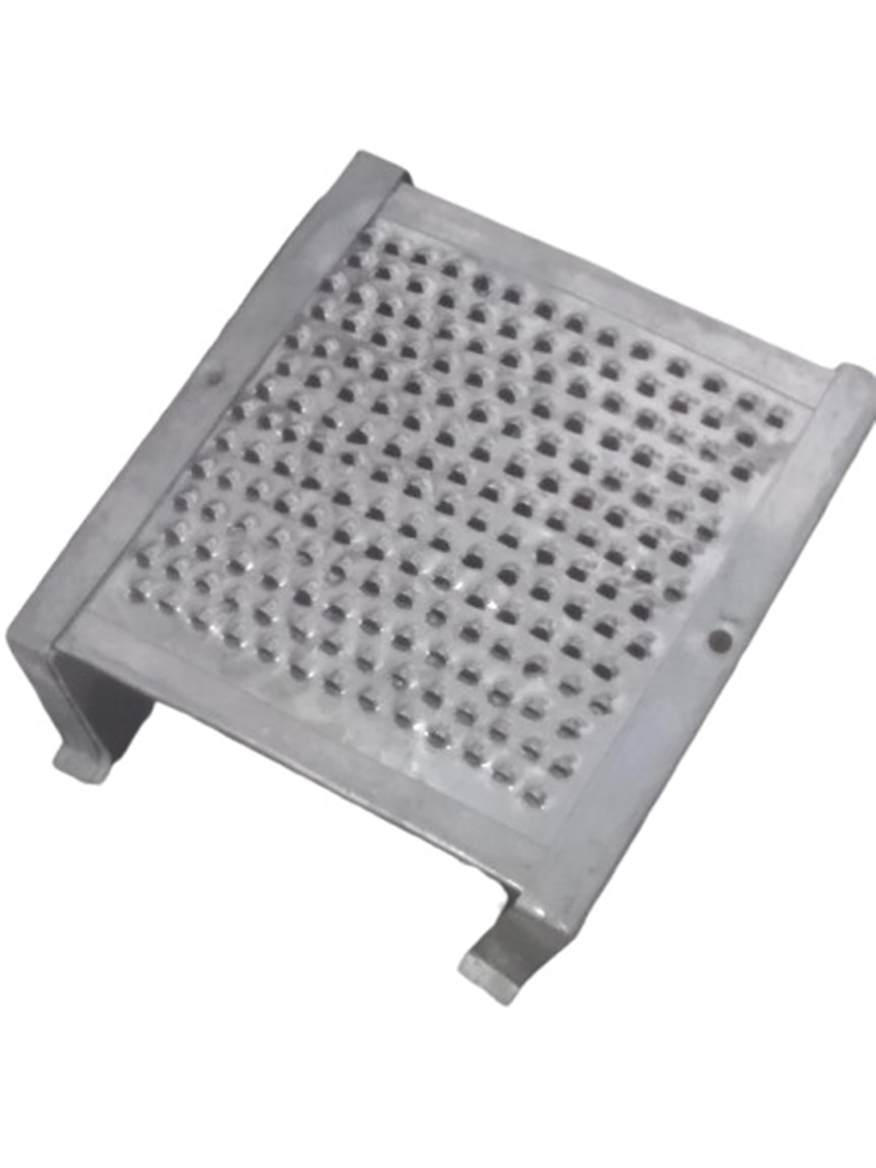 Multipurpose Grater Kaddukas Ghiyakash Shredder For Grating Vegetables Carrots, Potato, Cucumber Square Grater In Iron For Kitch