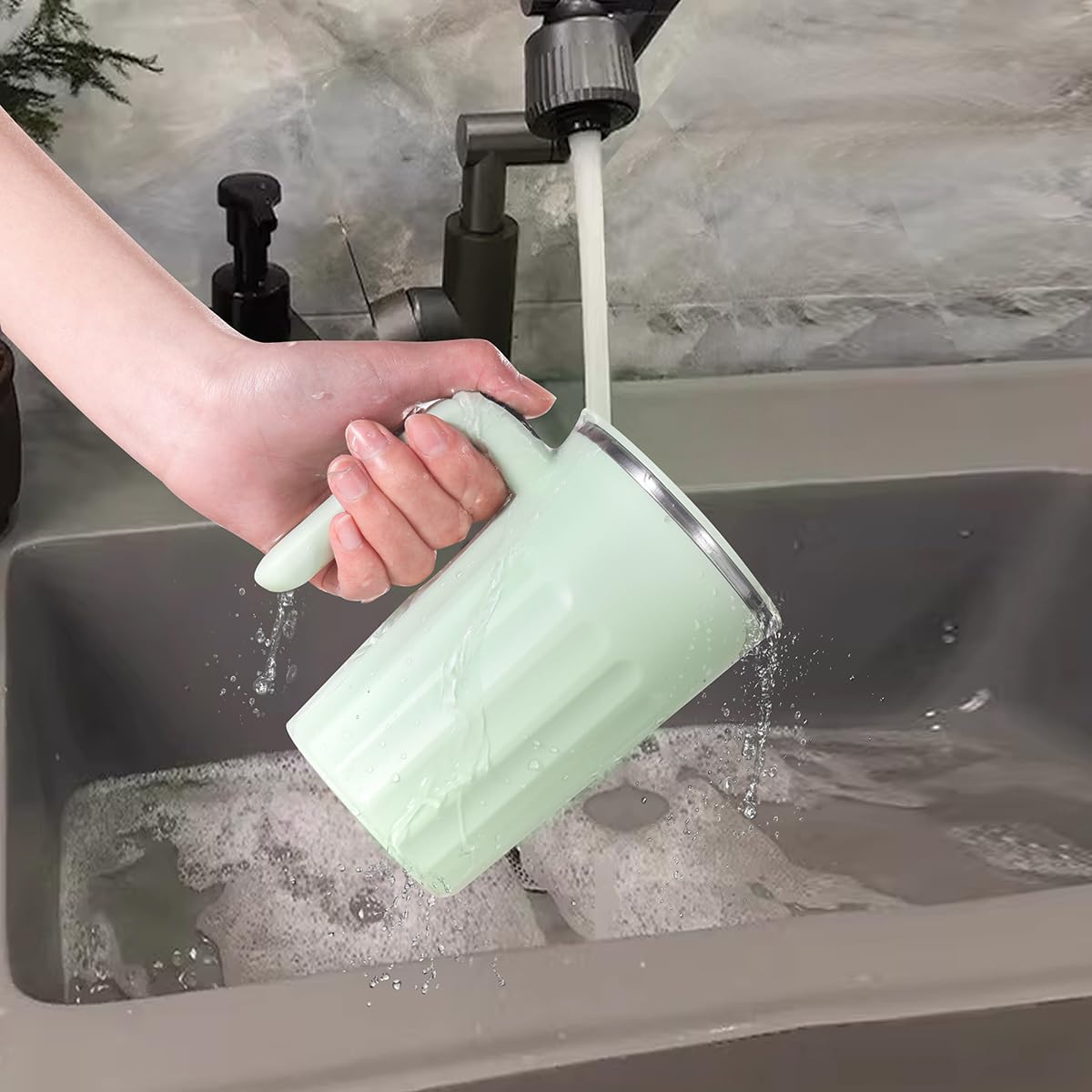 Electric Mixing Mug,Electric Stirring Mug, Coffee Mug,Suitable for Coffee, Milk, Cocoa and Other Beverages (Matcha Green, 12 oz)