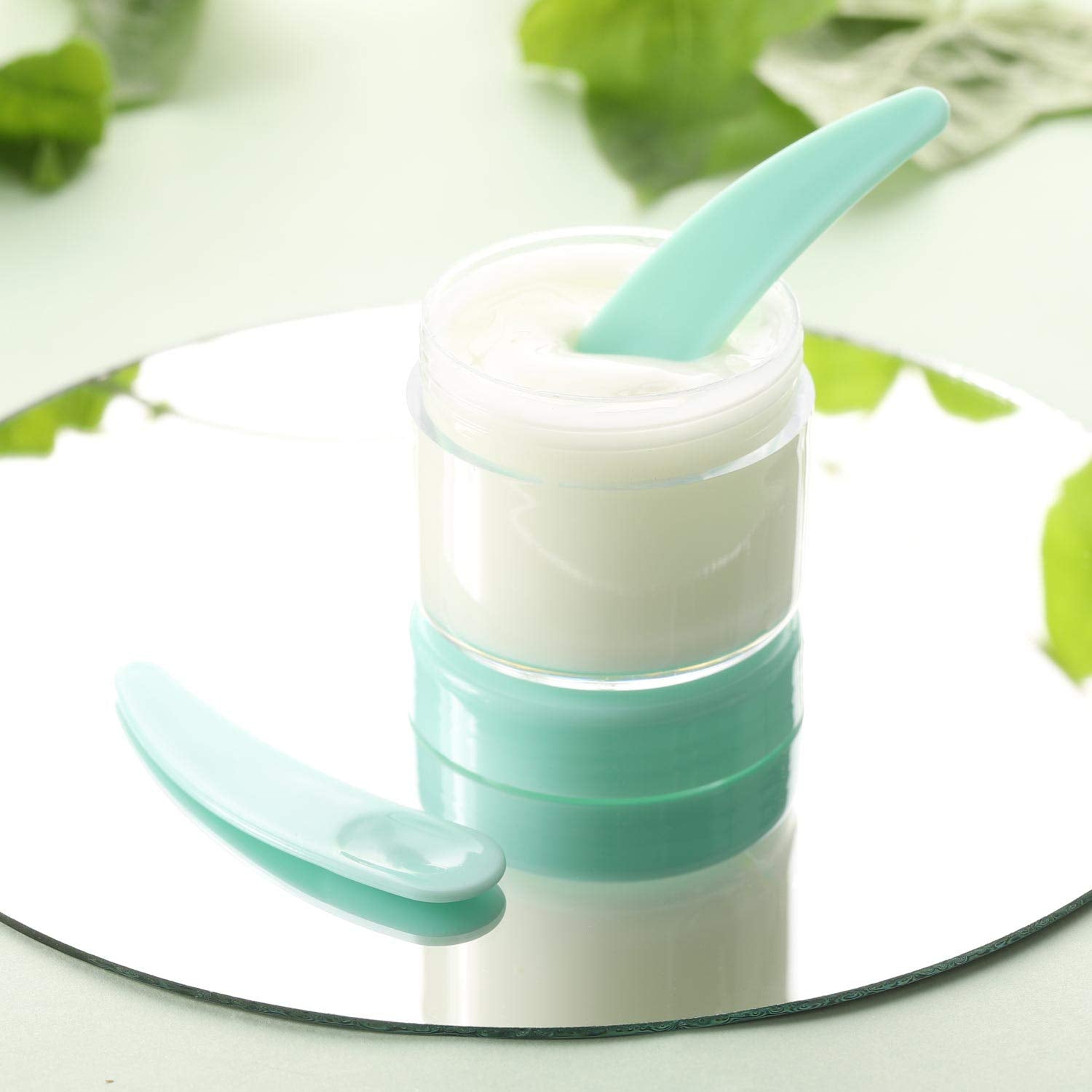100 Pcs 20G Plastic Sample Cosmetic Containers With Lids And 10 Pcs Mini Makeup Spatula
