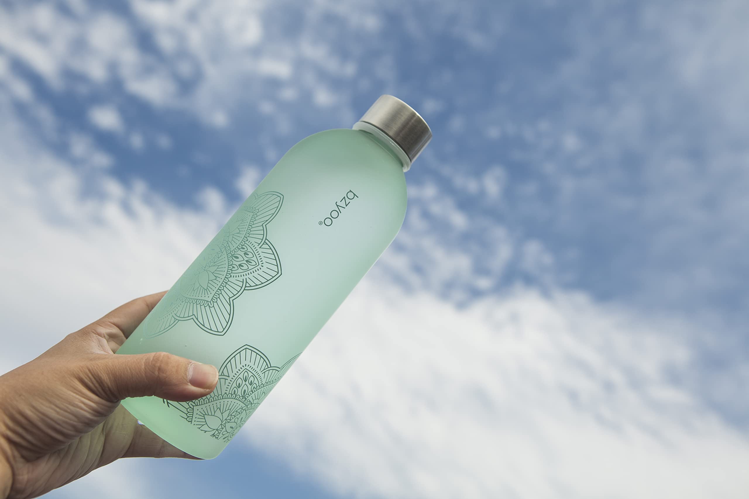 bzyoo 32 OZ 1 Liter Time Marker Water Bottle BPA Free Frosted Durable Plastic With Strap - Reusable Times To Drink For Sports Gy