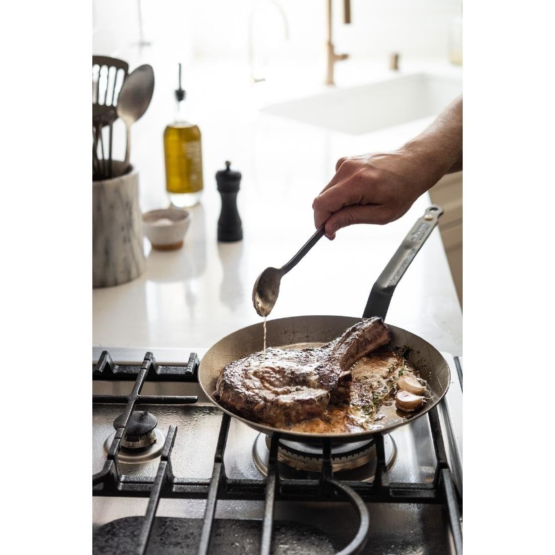 De Buyer - Mineral B Carbon Steel Steak Pan - Naturally Nonstick - Oven-Safe - Induction-Ready - 95