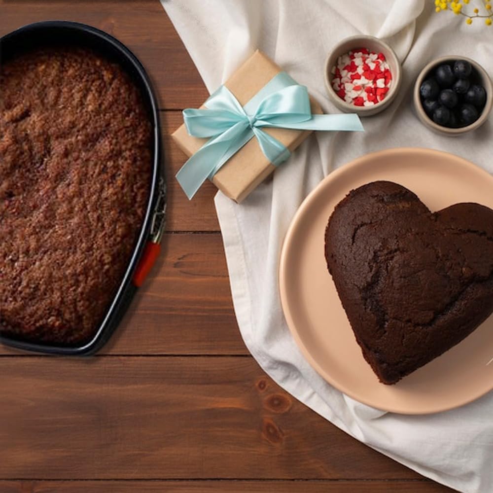 IBILI Heart Shaped Springform Pan Cake Mold Non-Stick With Loose Base For Baking - Made In Spain - 8.6 '' x 3 '' - 22cm x 7.5cm