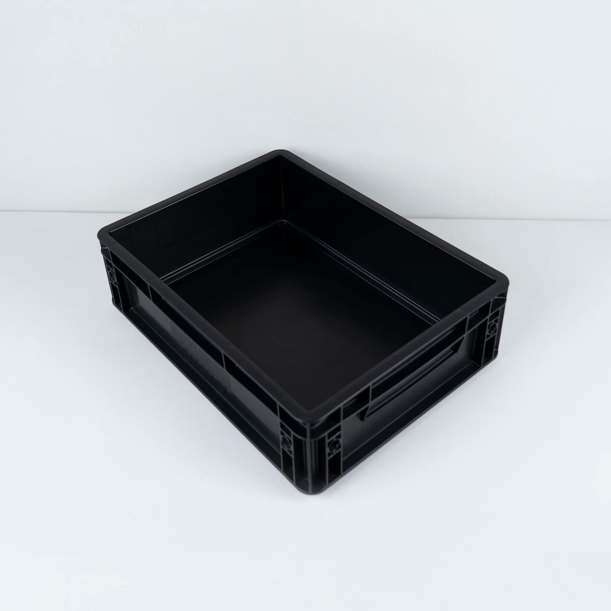 Boxio - Solo Up: Storage Box - Euro Box 15.7'' X 11.8'' X 4.7'' - Perfect Plastic Transport Box For Camping, Boat Or Garden - St