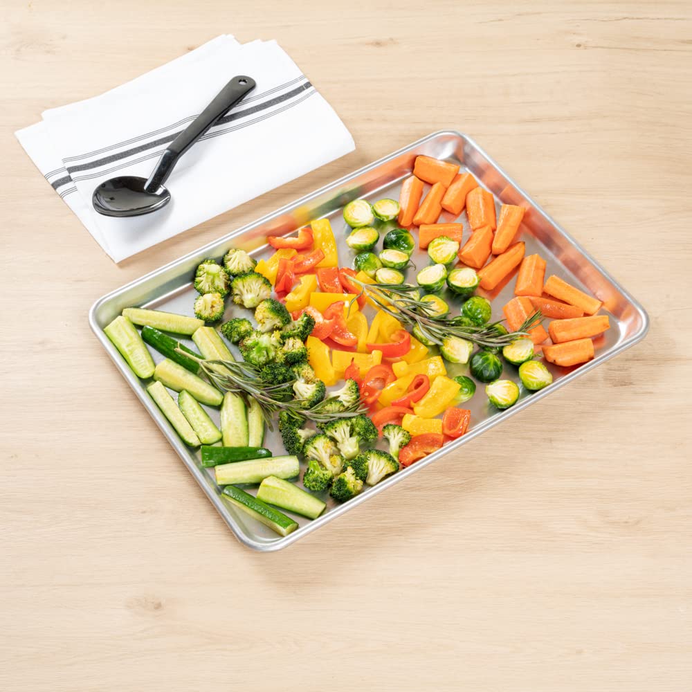 Restaurantware Met Lux 18 X 13 Inch Industrial Baking Pan 1 Heavy-Duty Bakery Sheet Pan - Rimmed Edges Endures Up To 392F Alumin