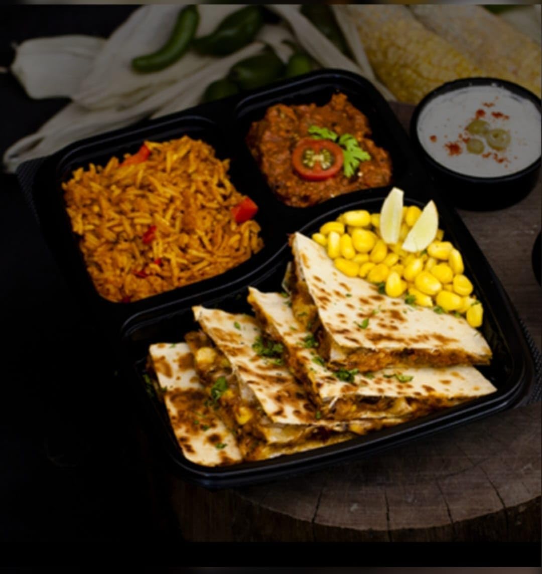 Shop & Shoppee Unbreakable Meal Plate With Lid & 3 Compartment, Meal Tray, Leak-Resistant, Bpa Free,Food Grade Dinner Plate For