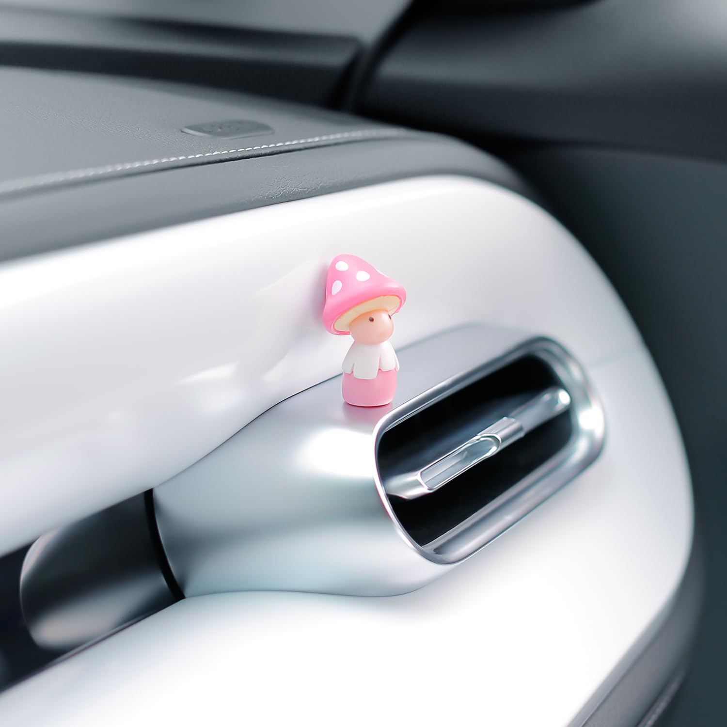 Ygmoner Car Interior Mini Mushroom Frigurines Dashboard Decorations Pack Of 4 Cute Decoration For Vehicle Room Cake (Mushroom)
