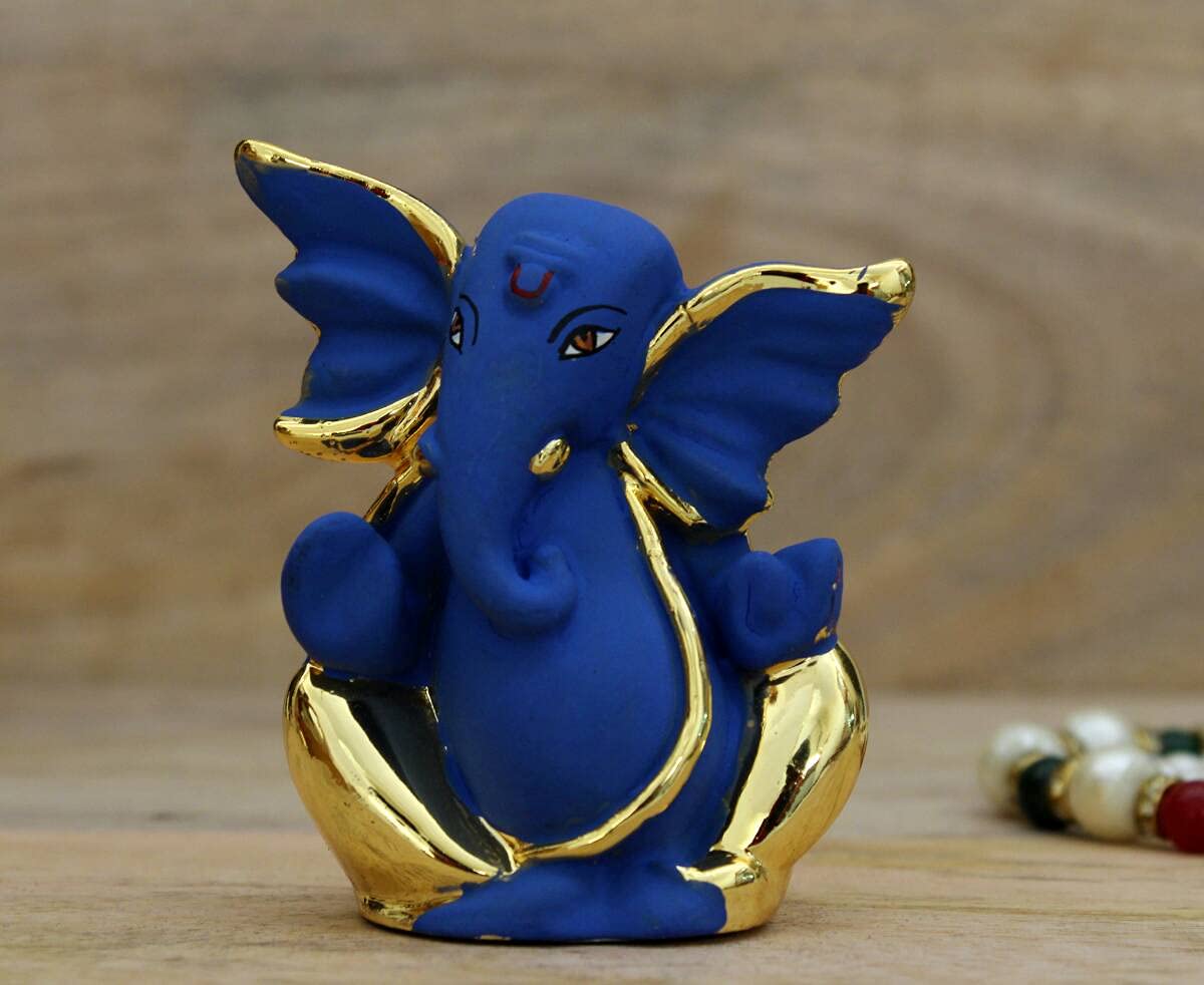 Shri Handicrafts God Ganpati Gold Plated Ganesha Idol for Car Dashoboard & Home Dcor(4x3x8cm, Blue), Resin
