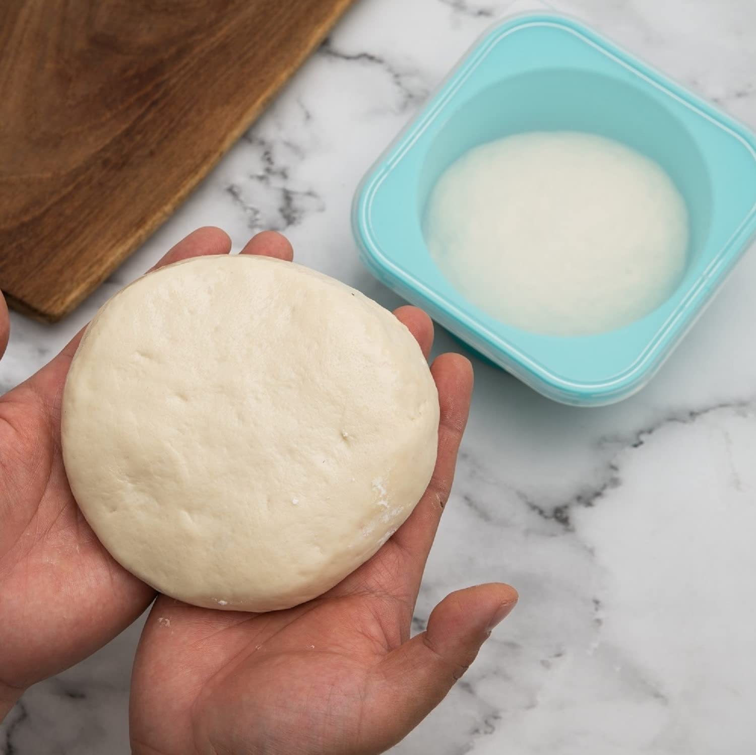 KEVJES Stackable Silicone Artisan Pizza Dough Proofing Proving Containers with Lids-3 pack-500ml Portion (Blue)