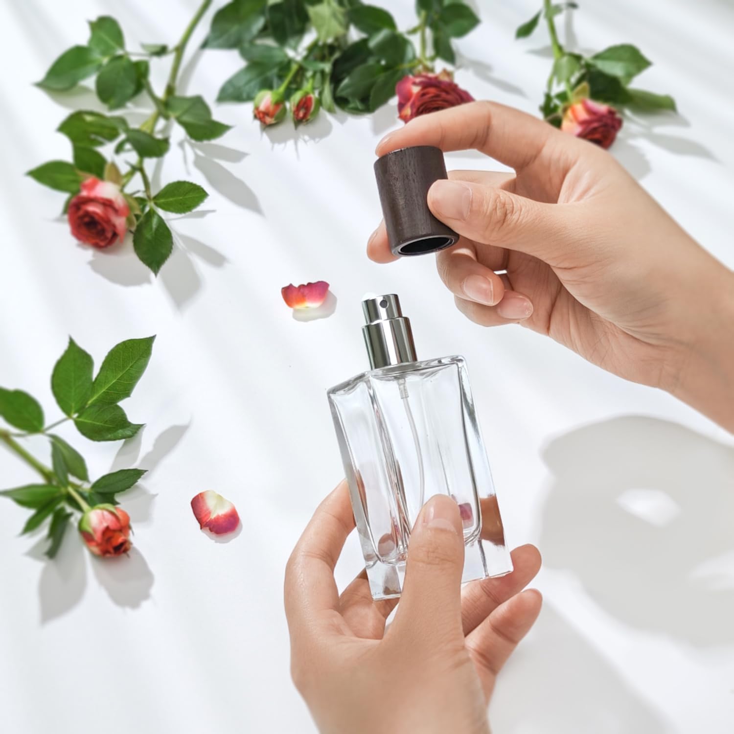 Yerpkefey 50Ml/1.7 Oz Glass Spray Bottle Perfume Atomizer,Travel Vintage Perfume Bottles Empty Refillable Spray Bottle 2Pack (A5