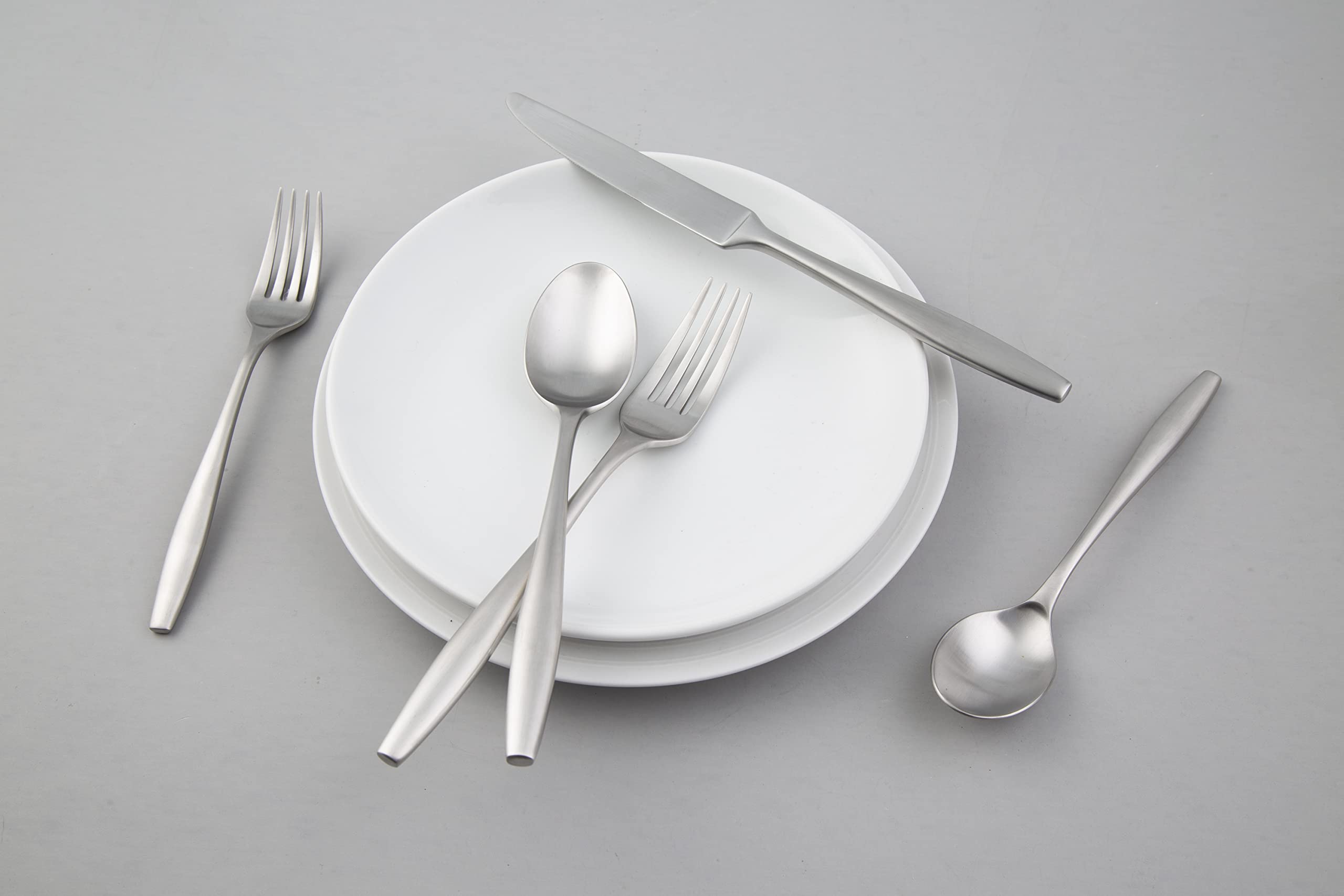 Cambridge Silversmiths Katerina Satin 20-Piece Flatware Set, Service For 4,Silver