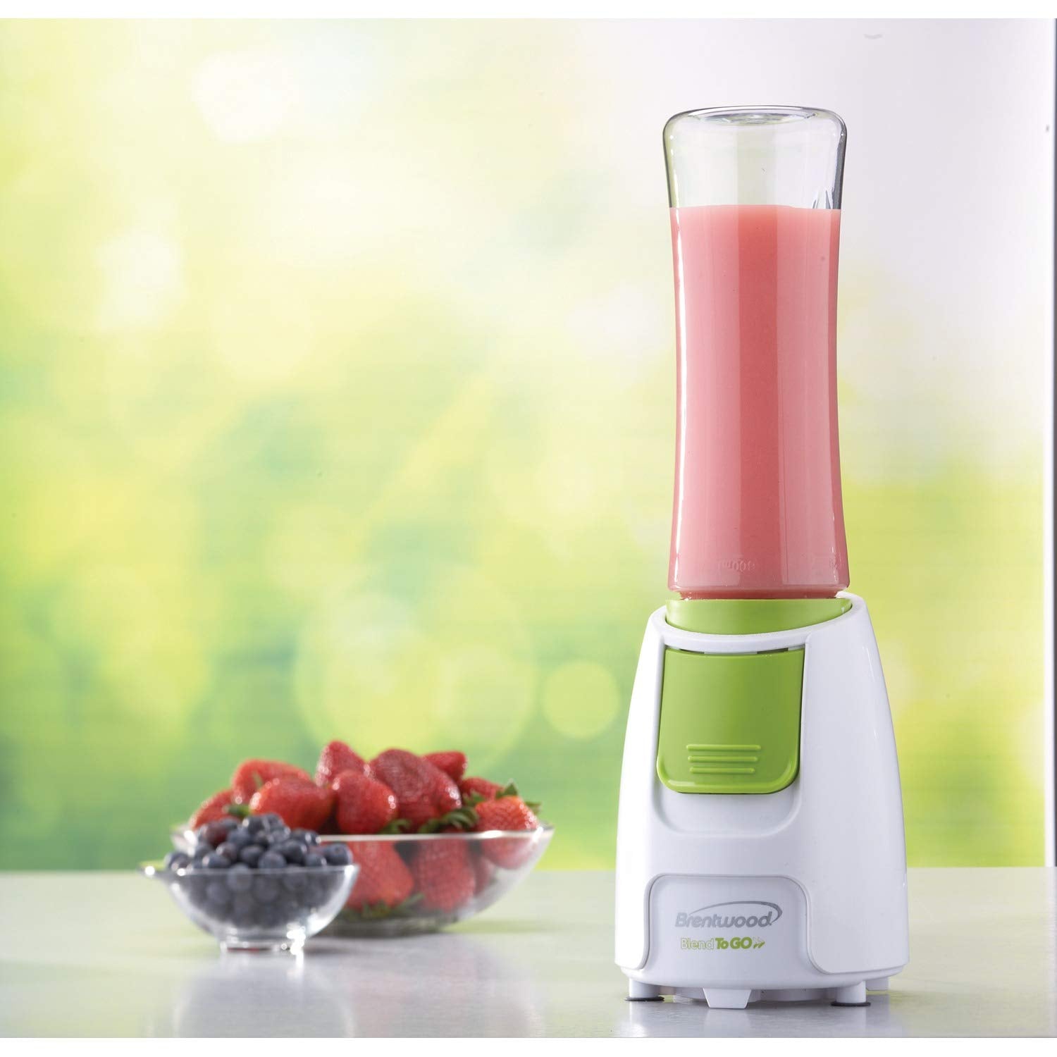 Brentwood Blend To Go Personal Blender With Travel Cup, 20 Oz, White