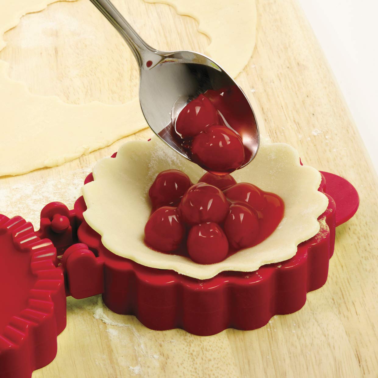 Norpro Lattice Mini Pie Mold, 4.5'' X 5.75'' X 2'' / 11.5Cm X 14.5Cm X 5Cm, As Shown