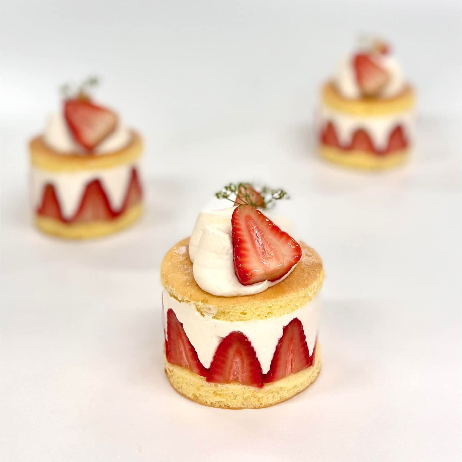 3D Strawberry Silicone Molds 5 Pcs, Mini Strawberry Fondant Mold For Fruit Chocolate Cake Decoration Candy Molds Sugar Cupcake T
