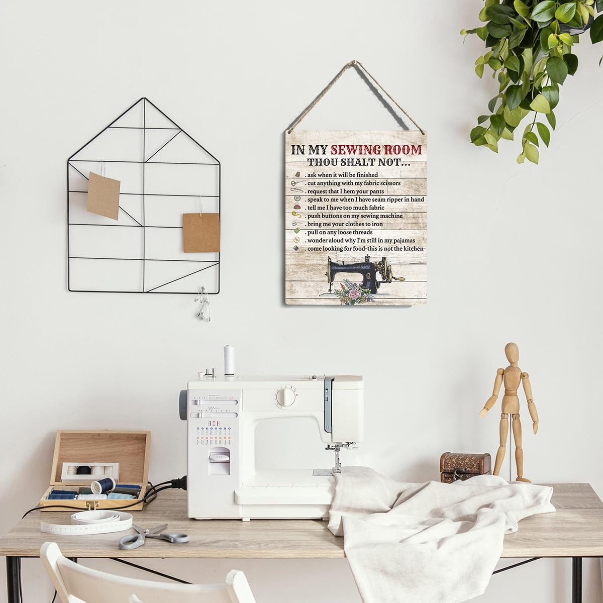 YCYD In My Sewing Room Wall Art Sewing Supplies Home Decor Wall Decor for Sewing Lovers gifts Wooden Hanging Sign Gift for Sewin