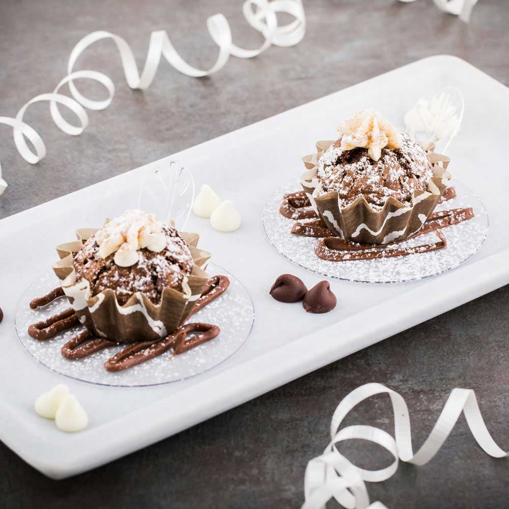 Restaurantware 3 X 3 X 1 Inch Round Appetizer Plates 100 Disposable Pastry Plates - Built-In Handle Premium Clear Plastic Desser
