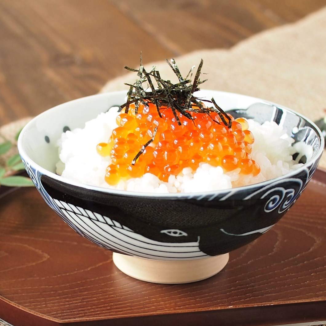 Minorutouki Rice Bowl Extra Large White Wave Whale Blue F5.8  H2.6In 7.76Oz Made In Japan