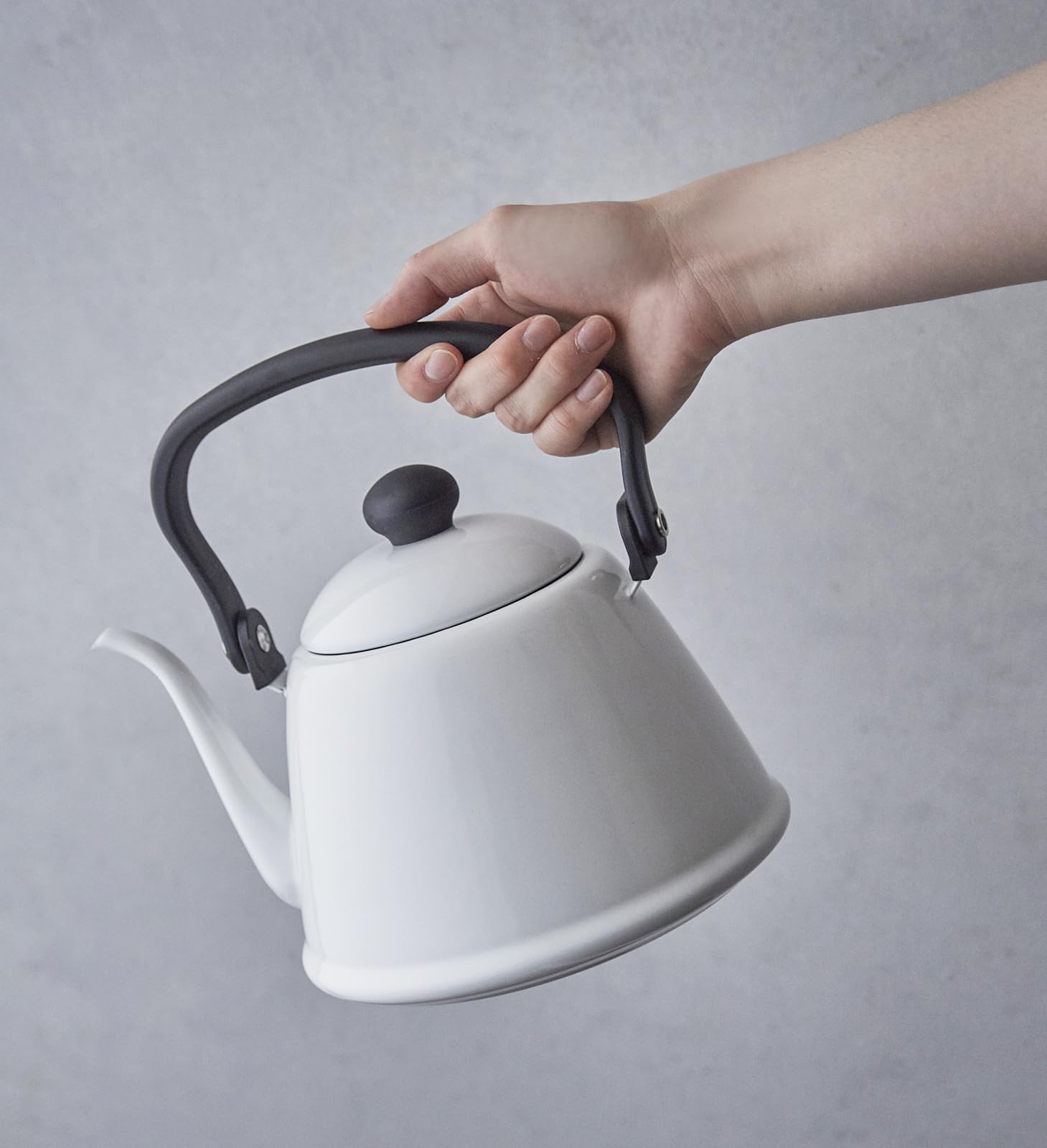 Noda Horo Drip Kettle Ii Enamel, 0.6 Gal (2 L), Induction Compatible, White, Made In Japan Dk-200W