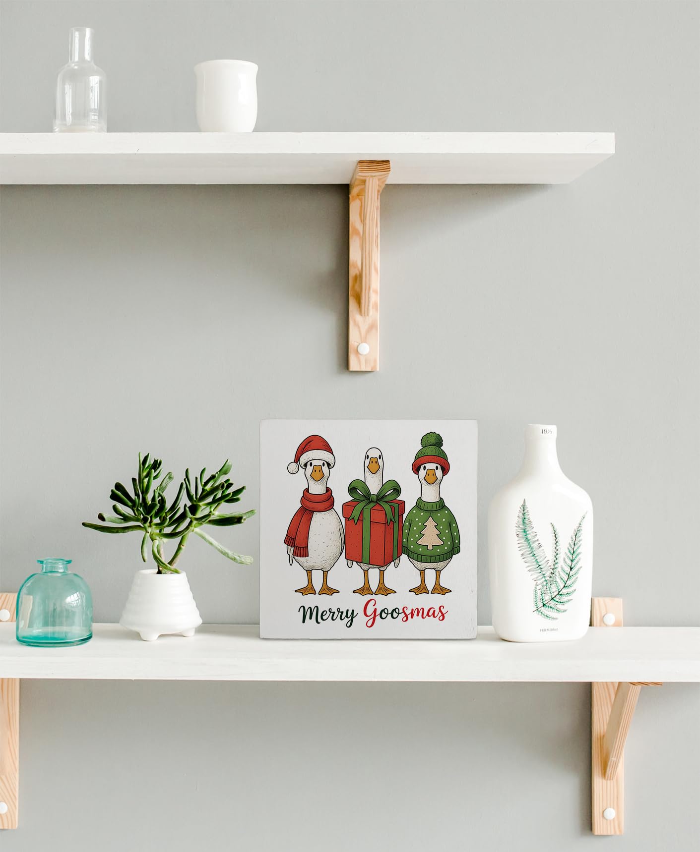 kunlisa Christmas Goose Wooden Sign, Goose Lover Gifts, Funny Red and Green Xmas Santa Farm Animal Wood Box Sign for Home Office
