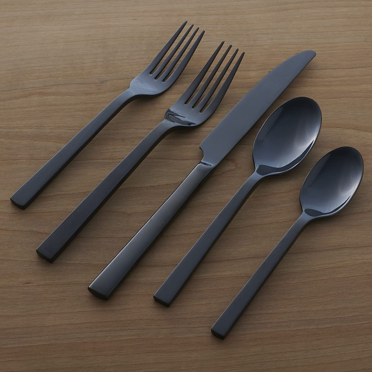 Oneida Chef'S Table Black 20 Piece Everyday Flatware Set, Service For 4, 18/0 Stainless Steel, Silverware Set