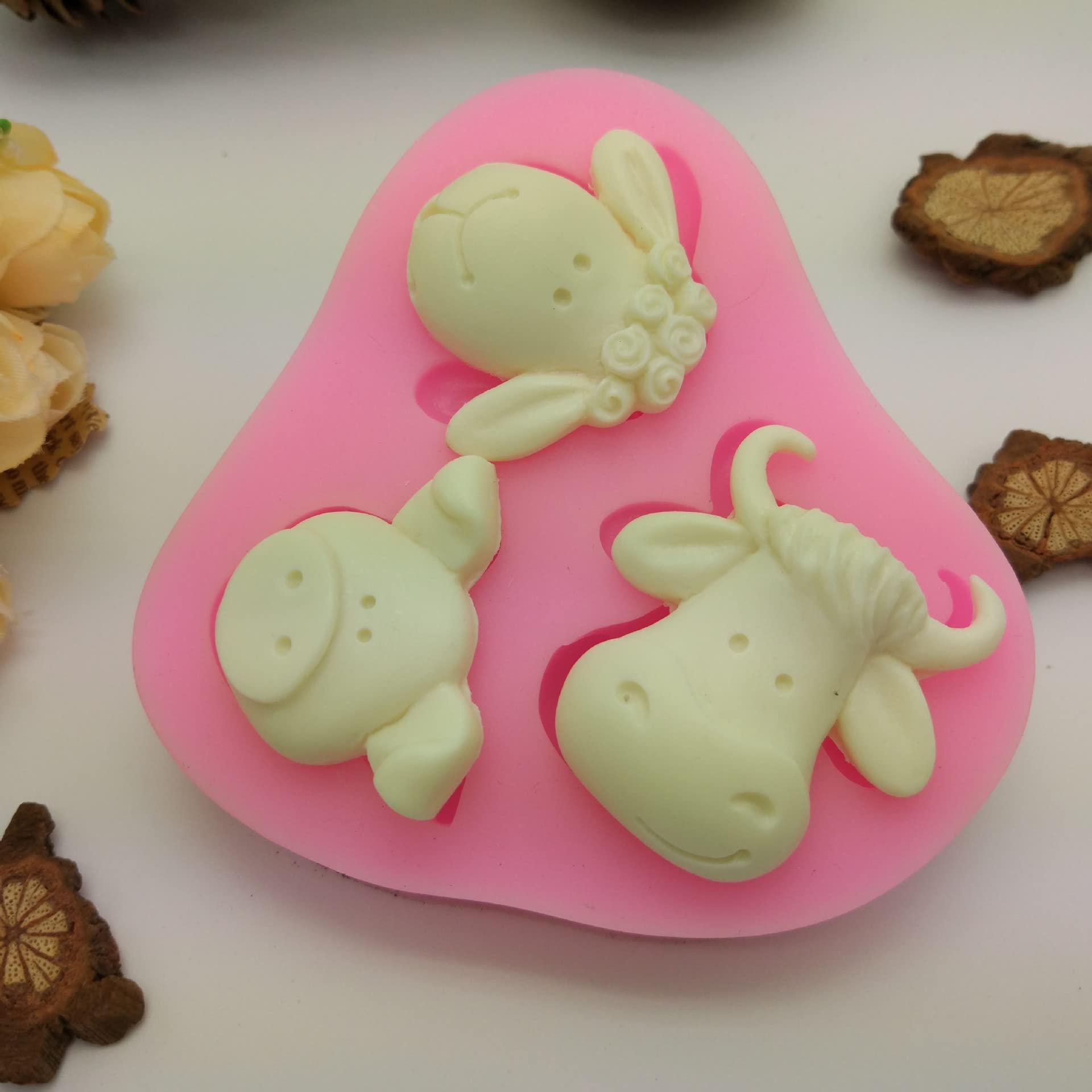 Cestony Cute Lovely Farm Animals Head Cow Sheep Pig Present Silicone Molds For Diy Cake Fondant Biscuit Cookies Soap Sugar Puddi