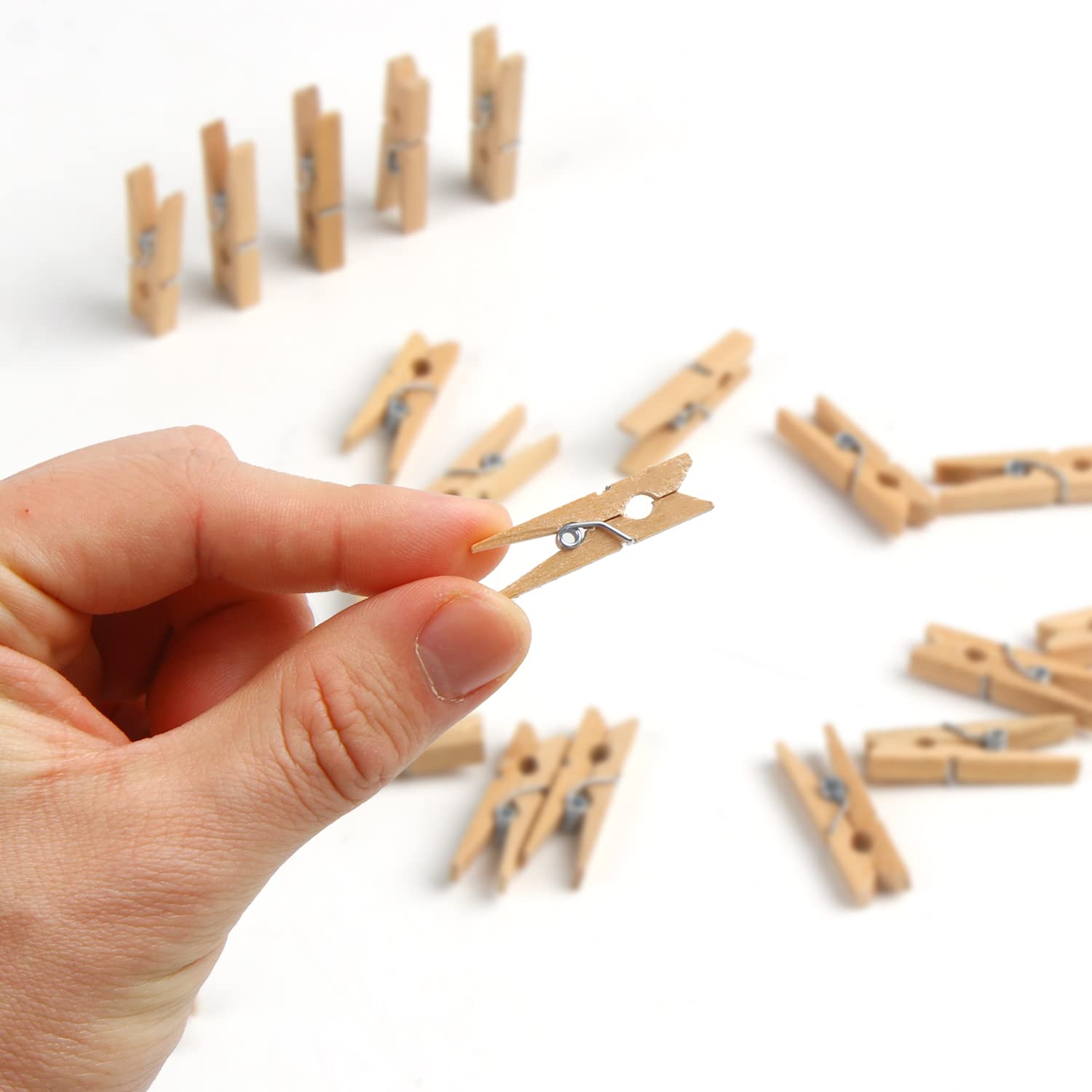 Kimober 1.18Inch Wooden Clothespins,Sturdy Natural Wooden Craft Peg Pins Clips For Hanging Photos,Paper Crafts,100Pcs