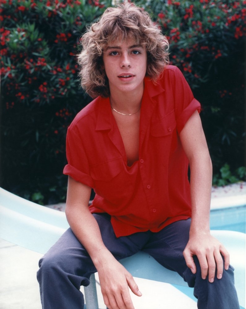 Leif Garrett On A Red Polo Sitting Pose Photo Print (8 X 10)