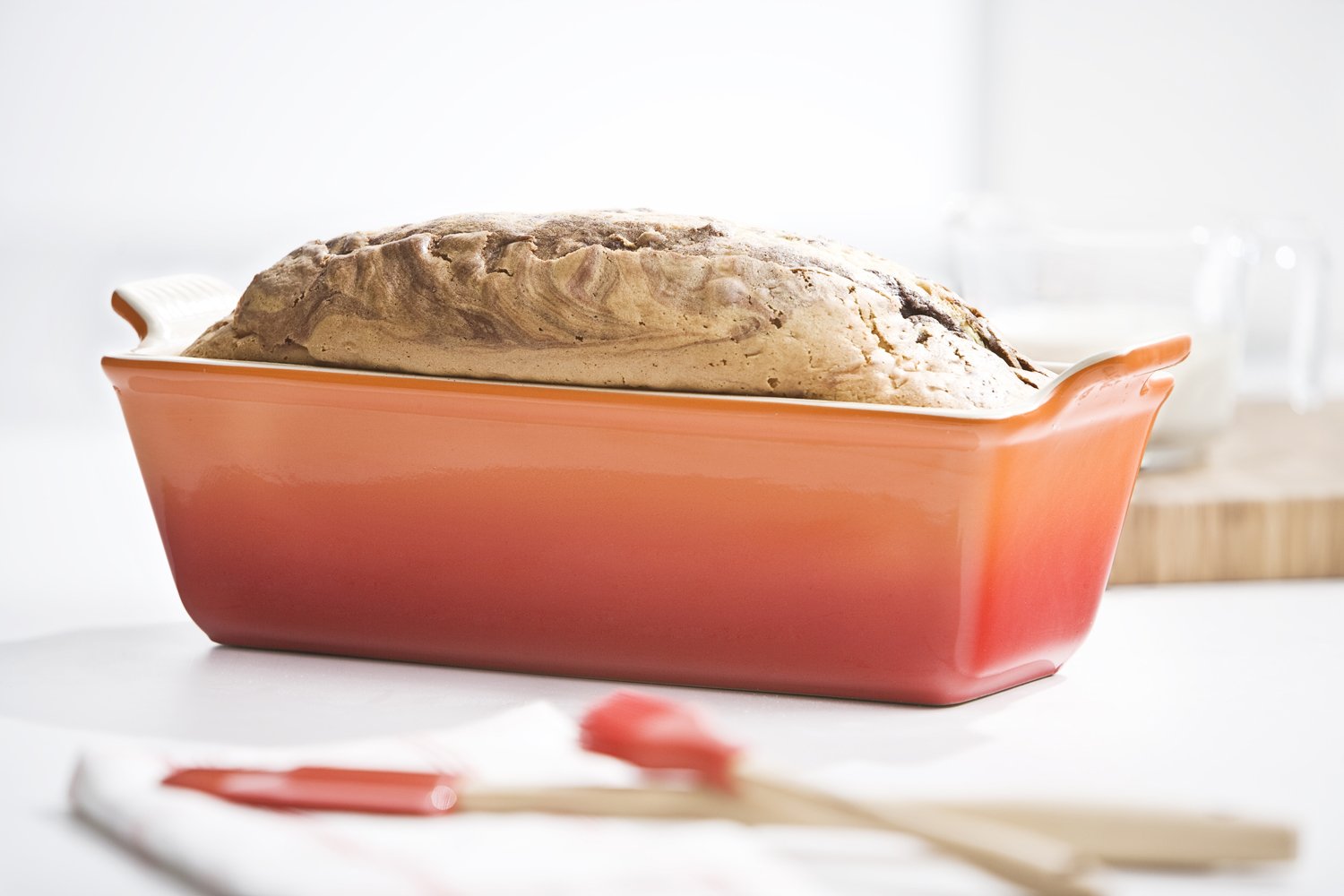 Le Creuset Stoneware Heritage Loaf Pan, 9'' X 5'' X 3'' (1.5 Qt.), Flame
